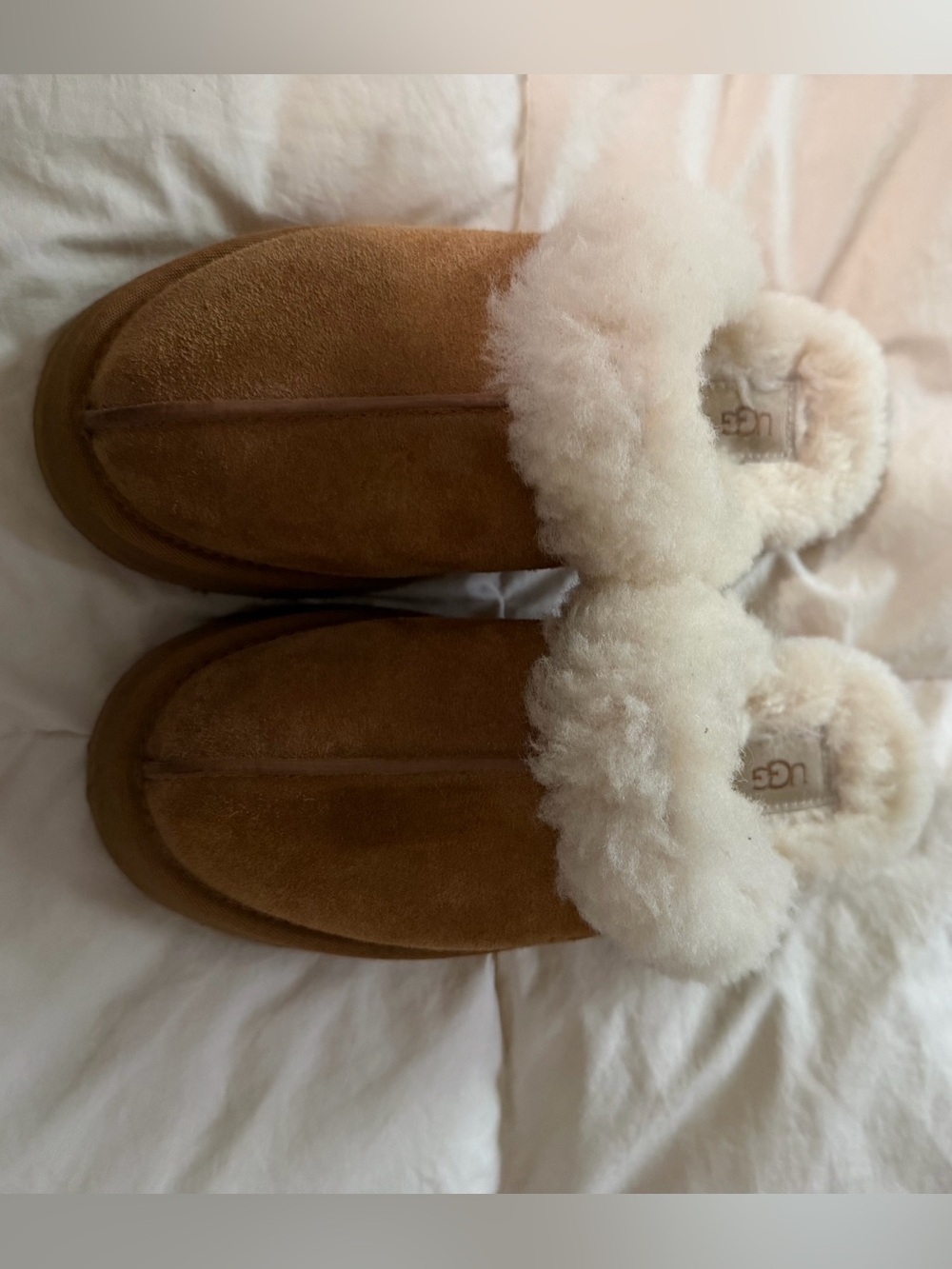 UGG women Chestnut Sheepskin Slipper - Cozy Fur-Lined